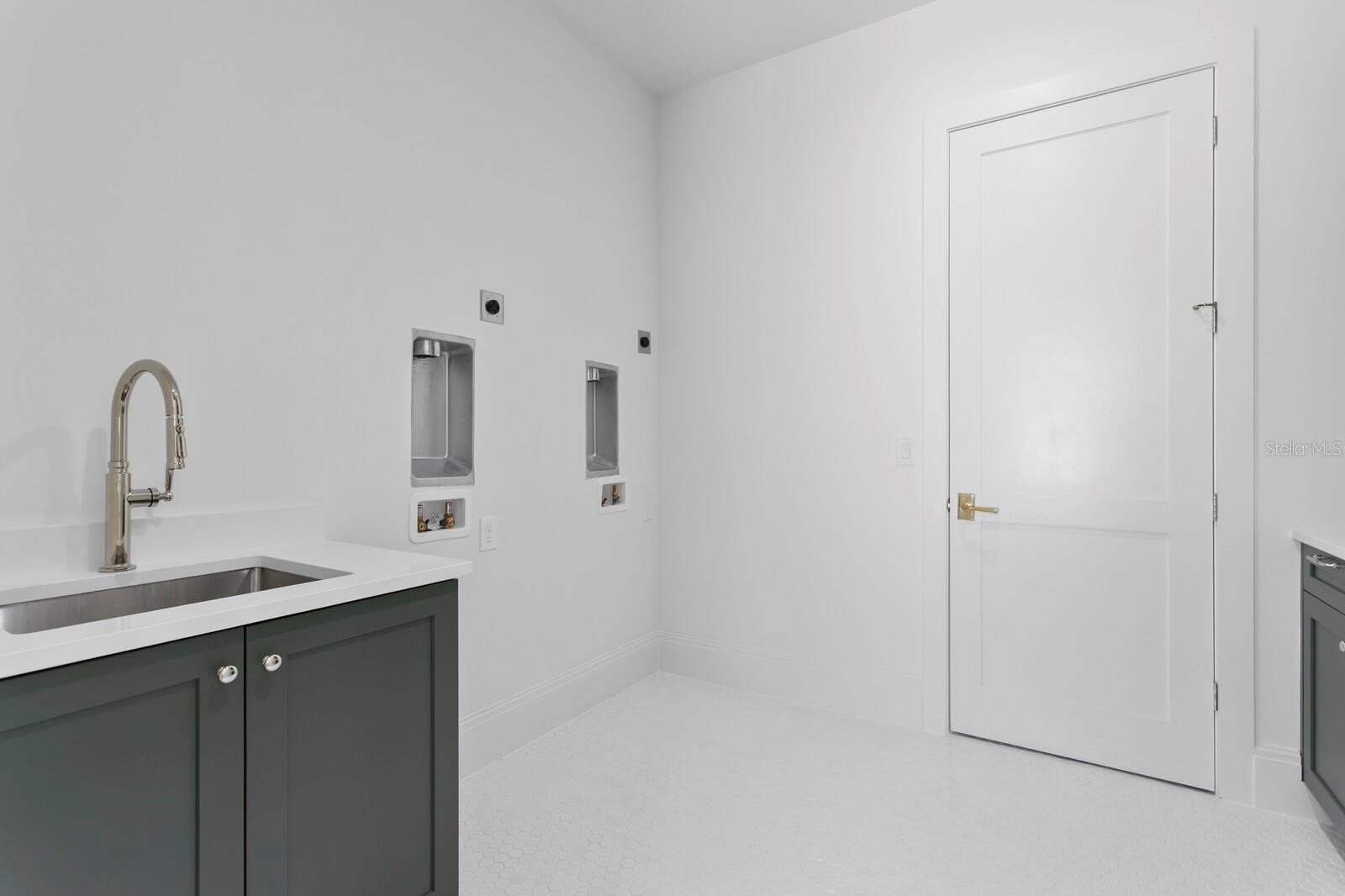 4614 W Tennyson Ave Property Photo 60