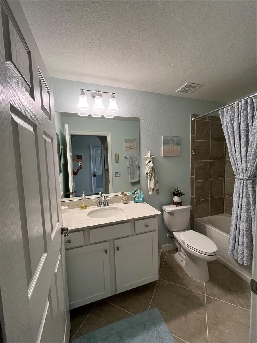 17520 Gawthrop Dr #106 Property Photo 21