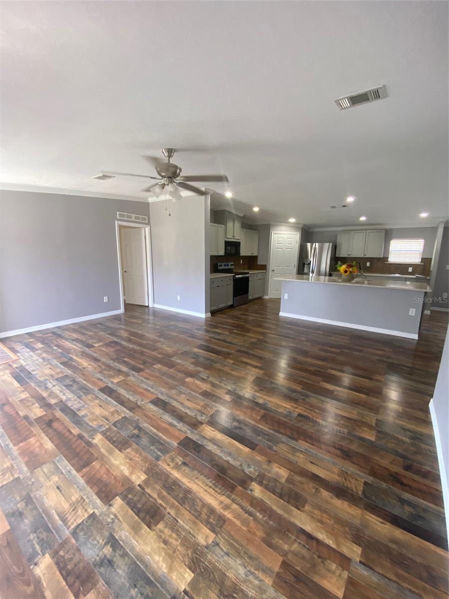 7405 Shoupe Rd Property Photo 6