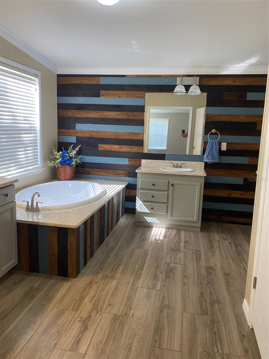 7405 Shoupe Rd Property Photo 12