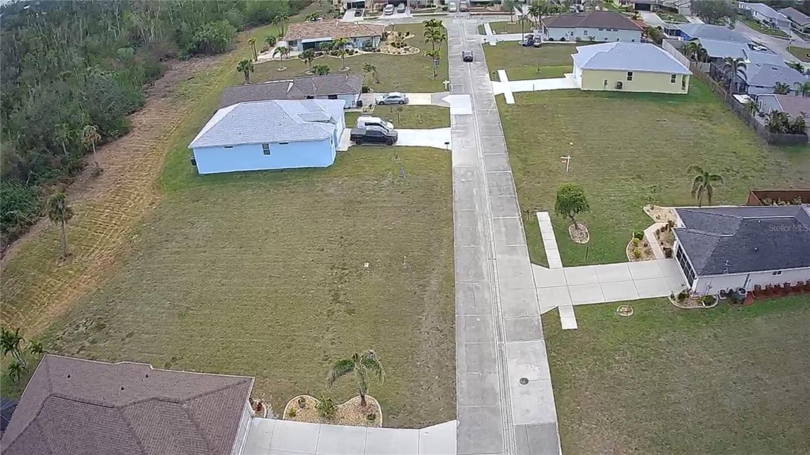 4281 Oak Terrace Cir Property Photo 4