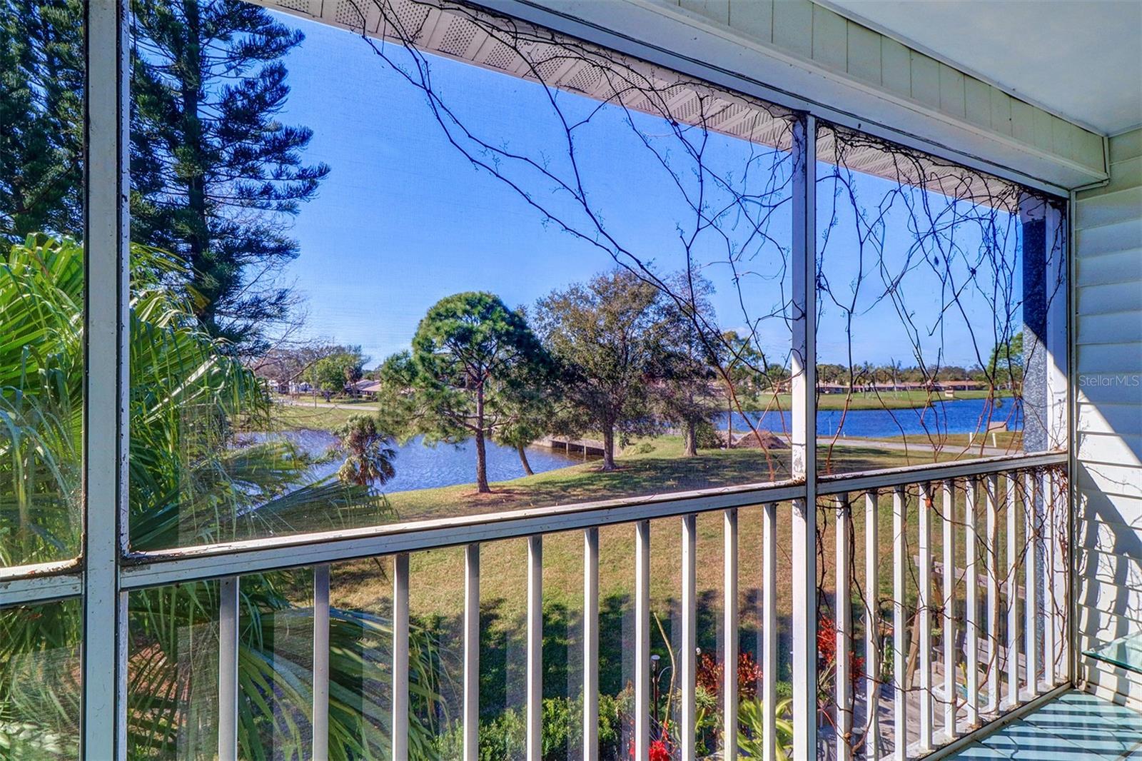 1411 Water View Dr W Property Photo 22