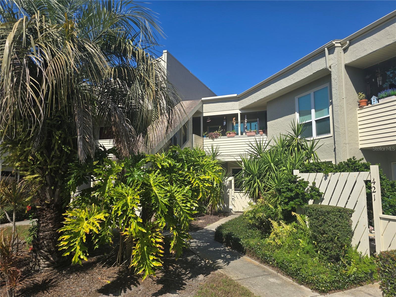 423 Windrush Bay Dr Property Photo 1