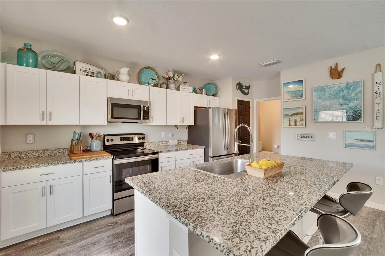 12818 Crested Iris Way Property Photo 8