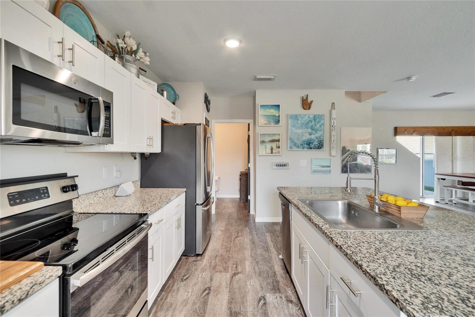 12818 Crested Iris Way Property Photo 9