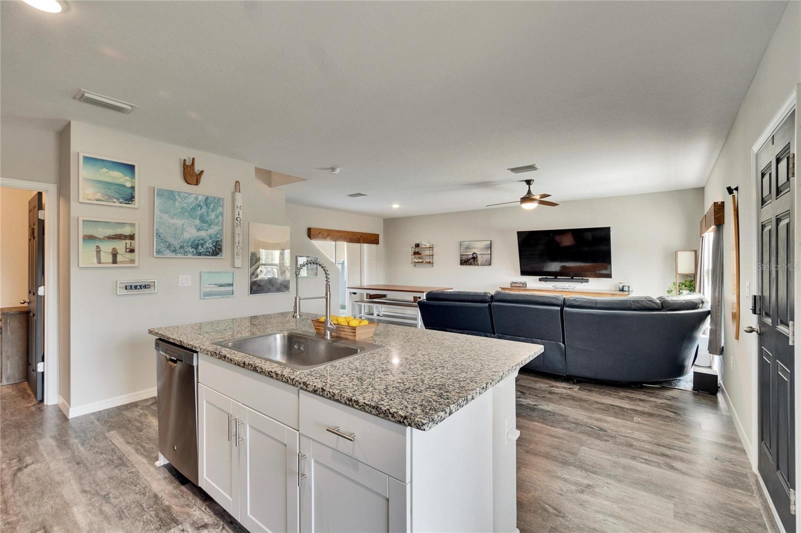 12818 Crested Iris Way Property Photo 11