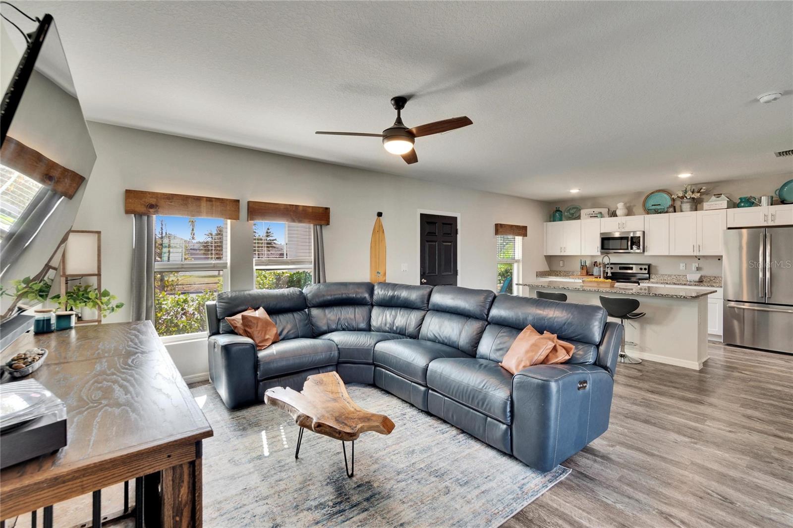 12818 Crested Iris Way Property Photo 14