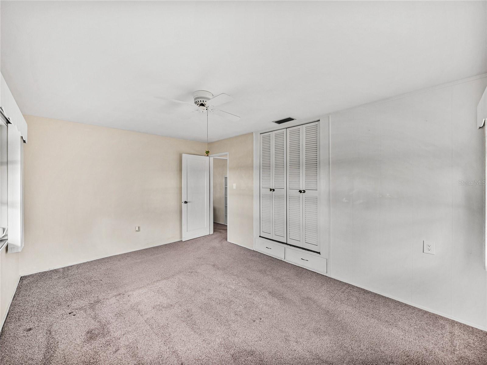 1213 60th St S Property Photo 17