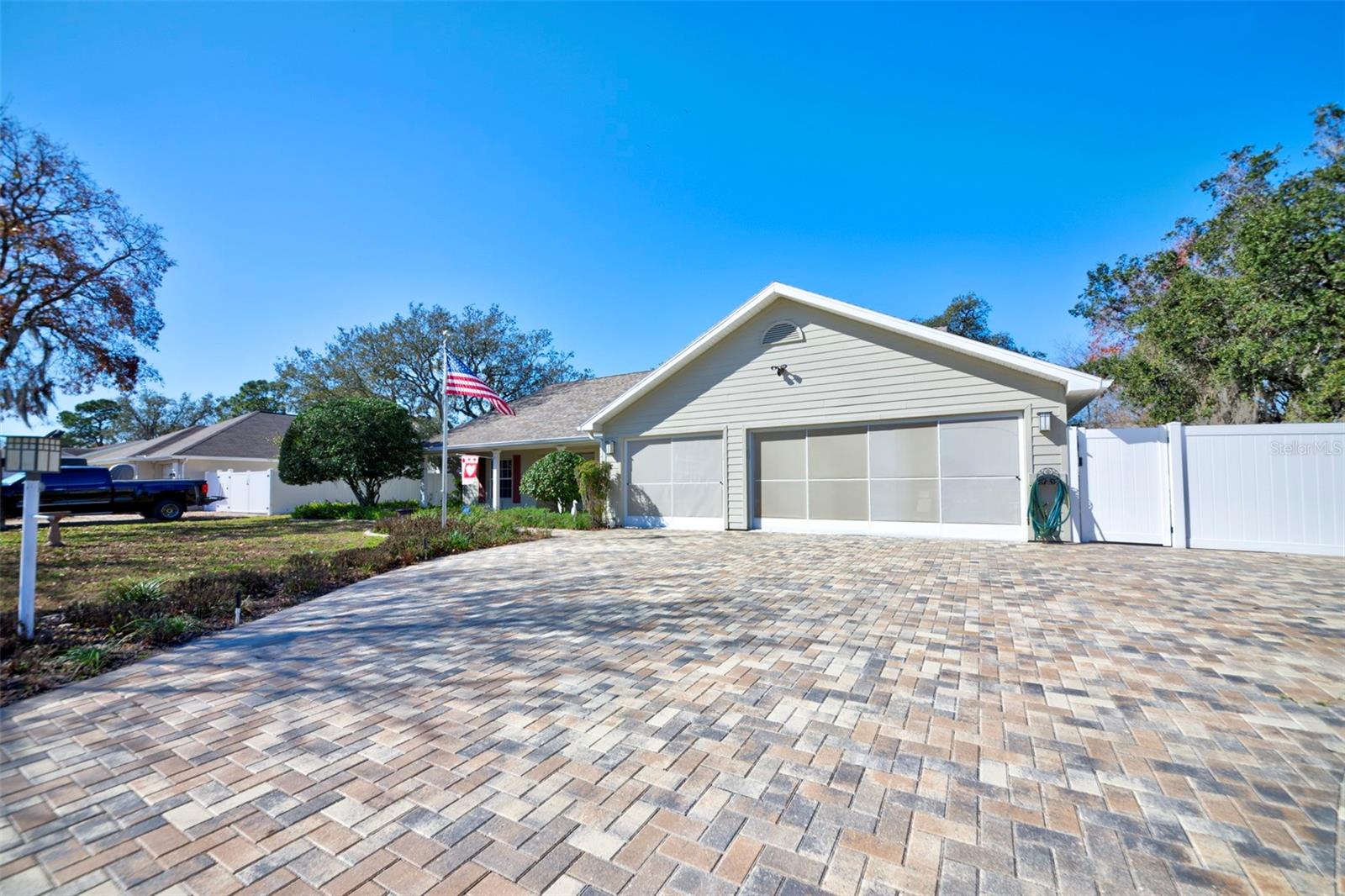 13255 Don Loop Property Photo 1