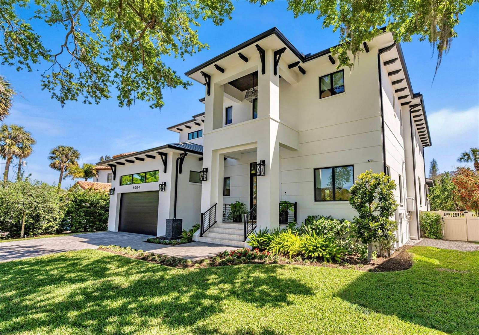 5004 S The Riviera Property Photo