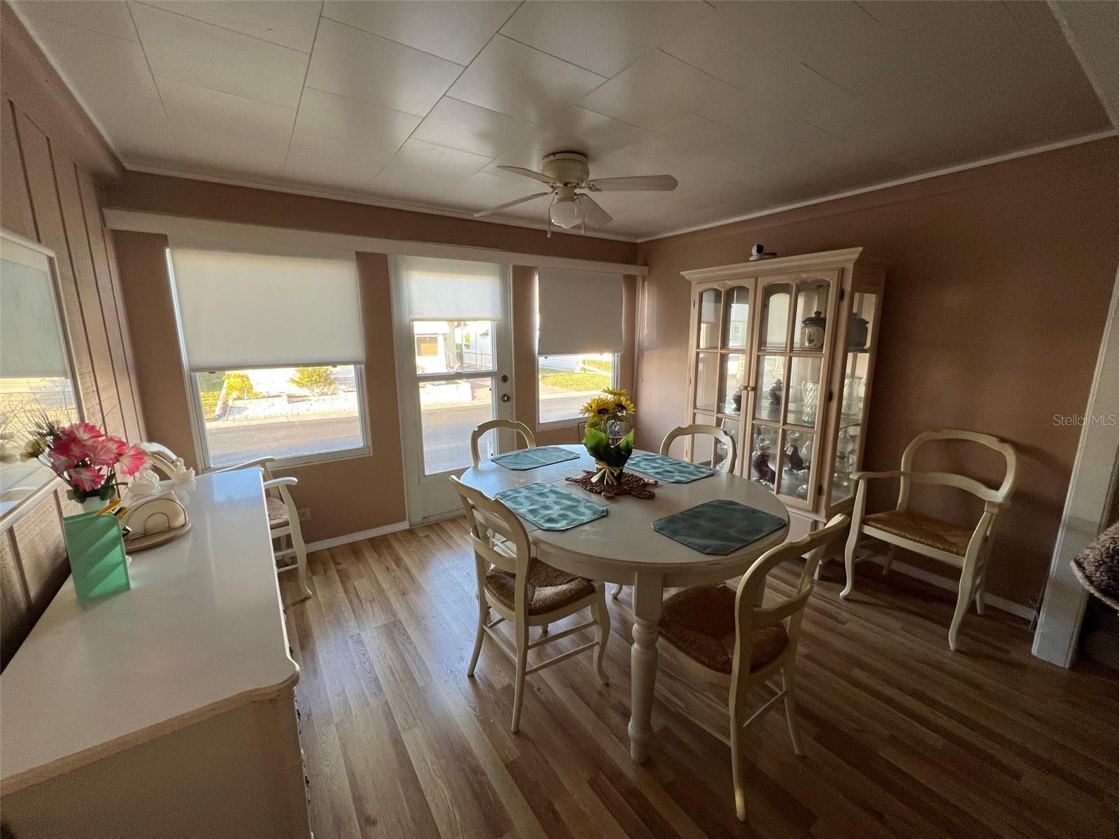 220 Royal Palm Cir Property Photo 11