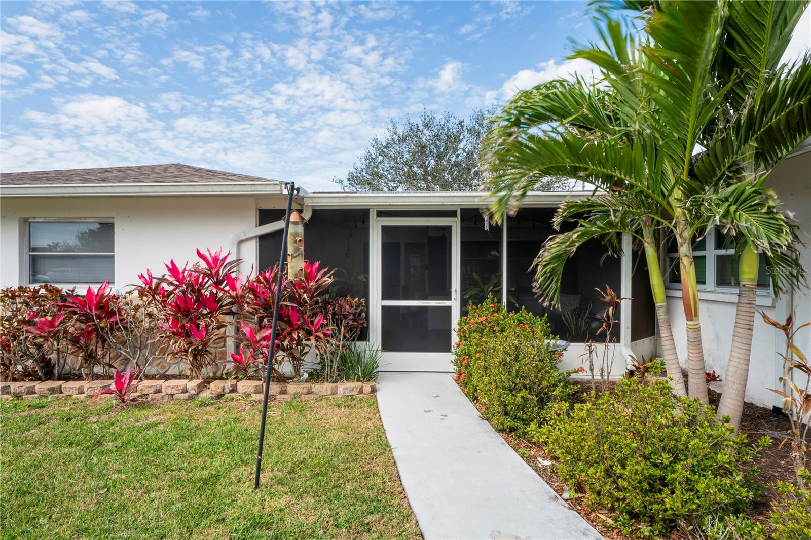 1782 Coconut Dr Property Photo 2
