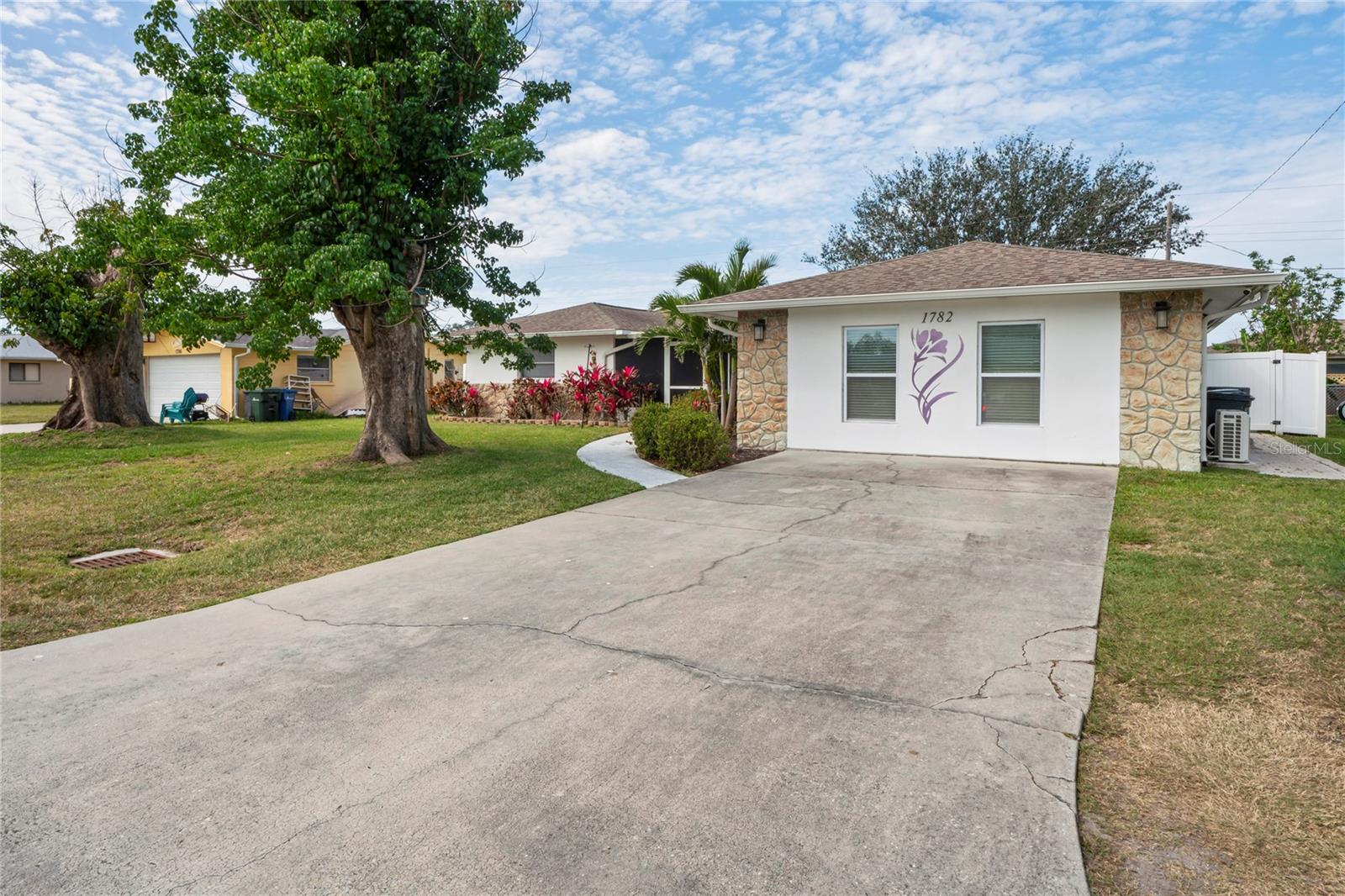 1782 Coconut Dr Property Photo 35