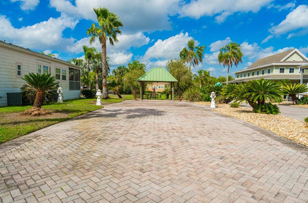 6948 AMANDA VISTA CIR Property Photo 1