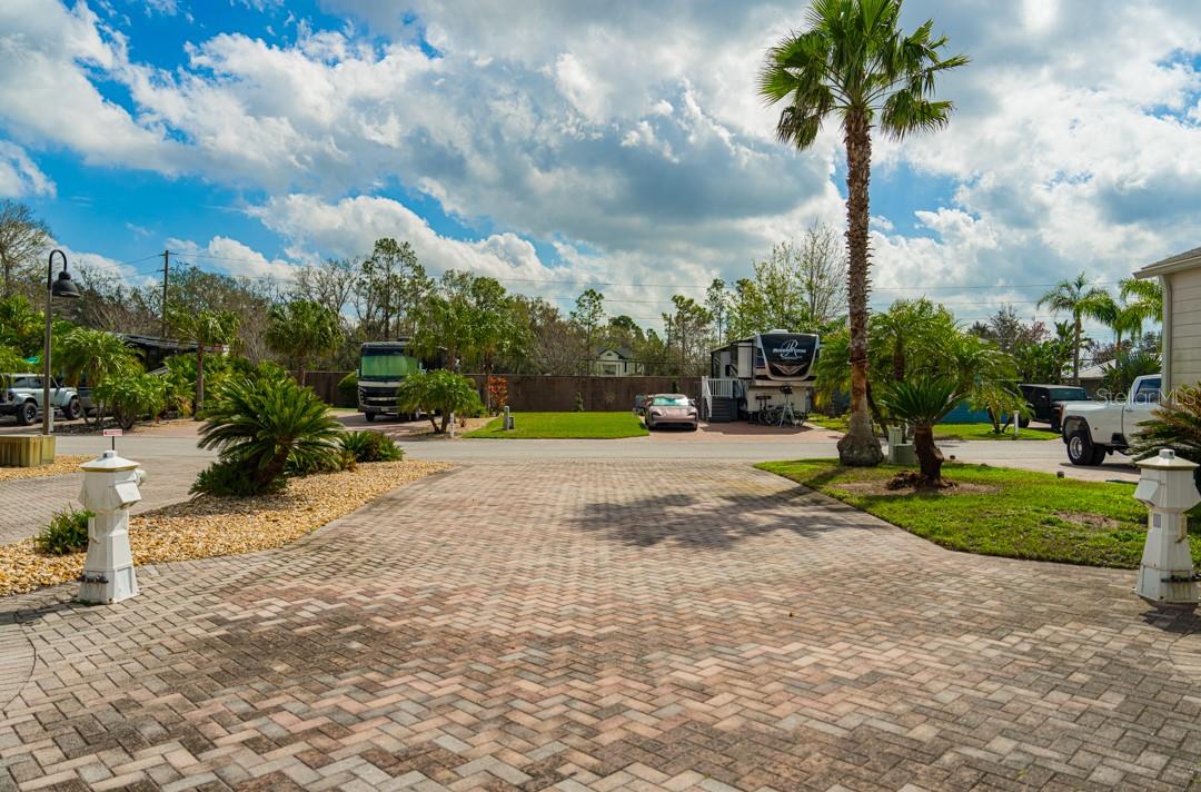 6948 Amanda Vista Cir Property Photo 8