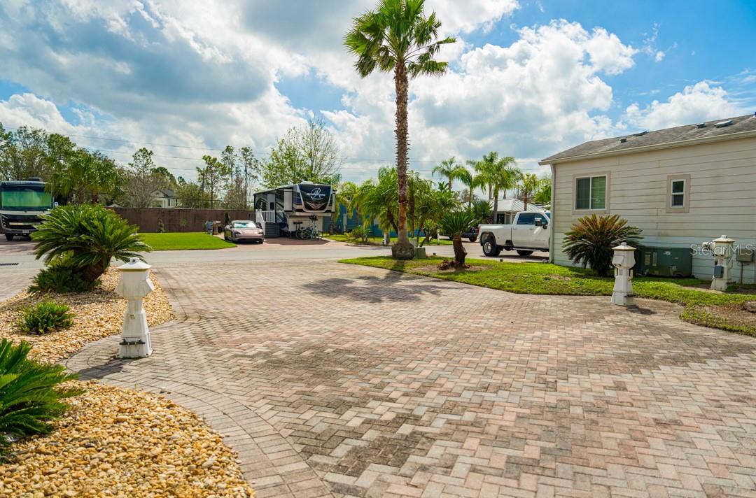 6948 Amanda Vista Cir Property Photo 10