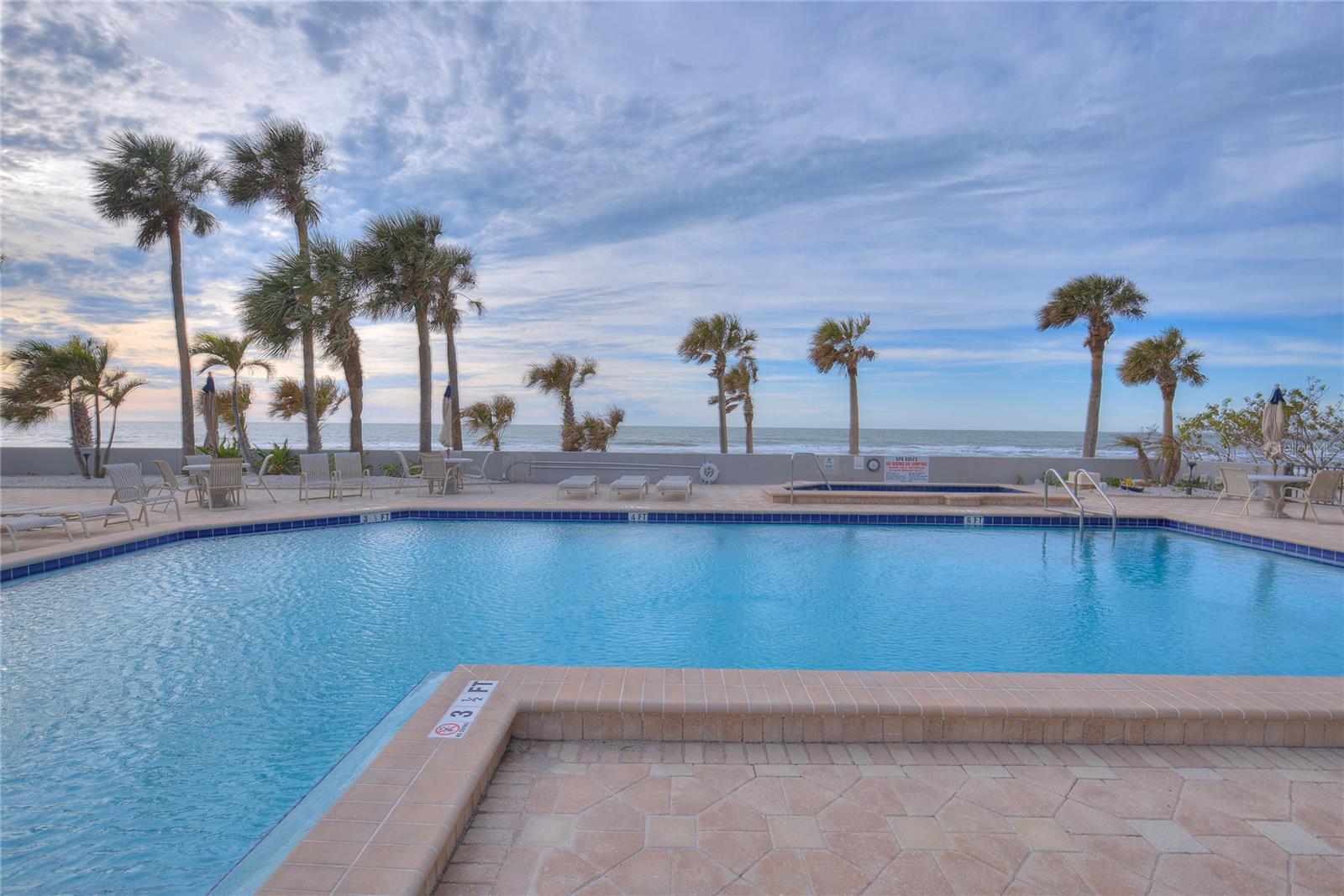 1600 Gulf Blvd #512 Property Photo 56