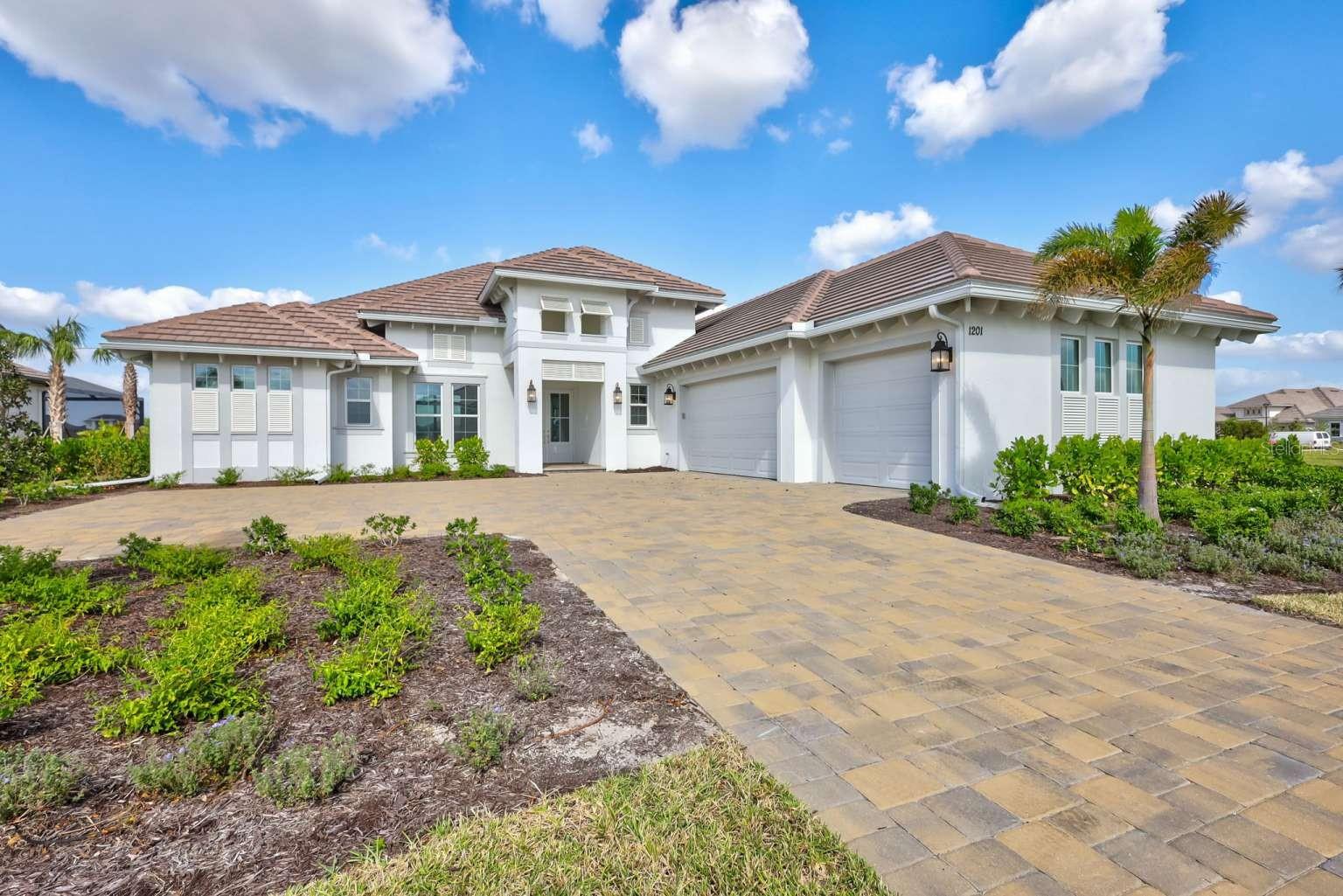 1201 Blue Shell Loop Property Photo