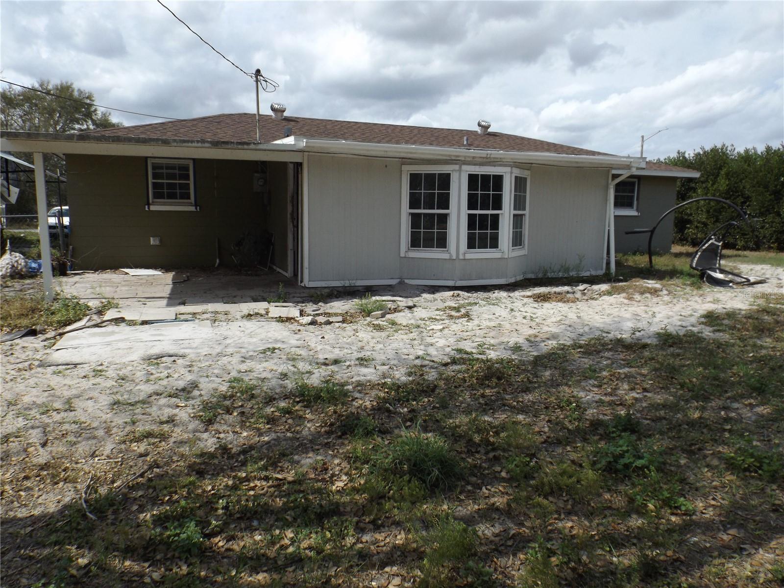 4801 Avon St Property Photo 7