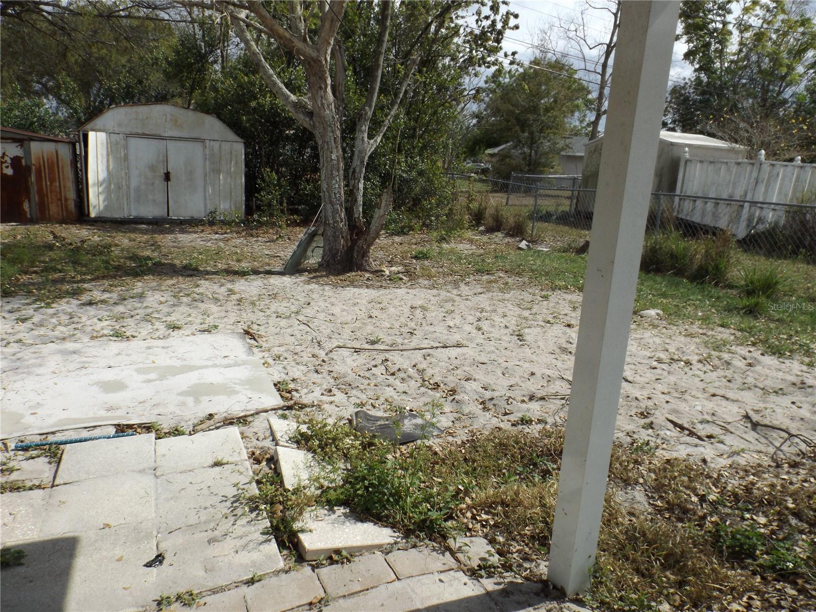 4801 Avon St Property Photo 8