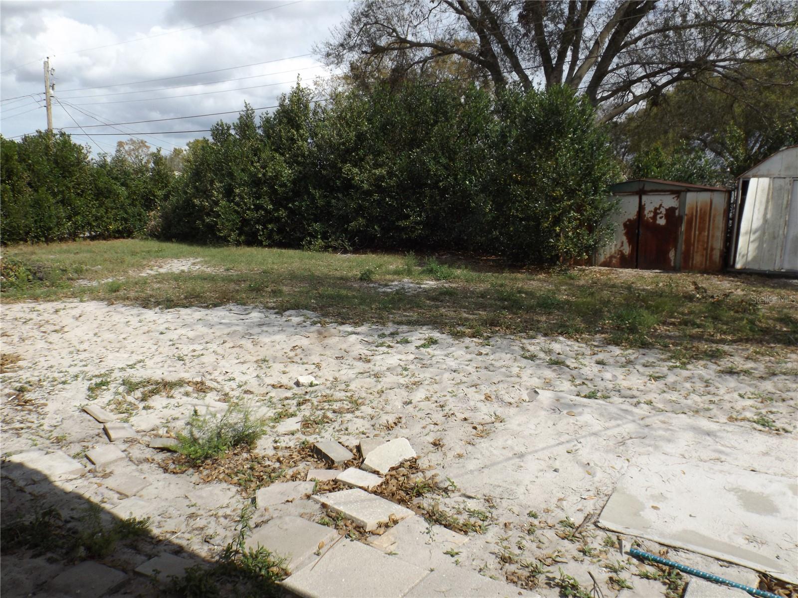 4801 Avon St Property Photo 9