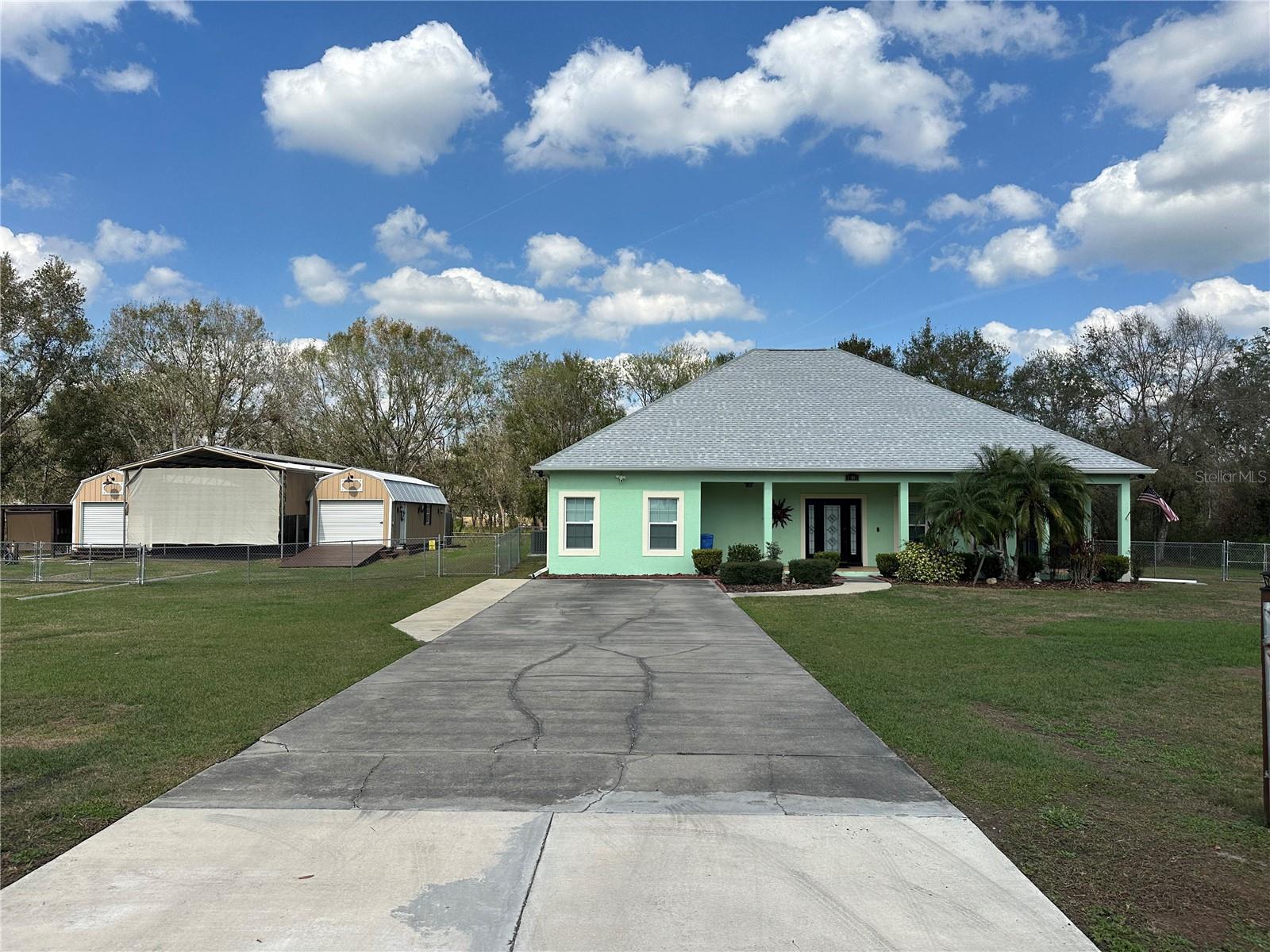 13810 Walden Sheffield Rd Property Photo