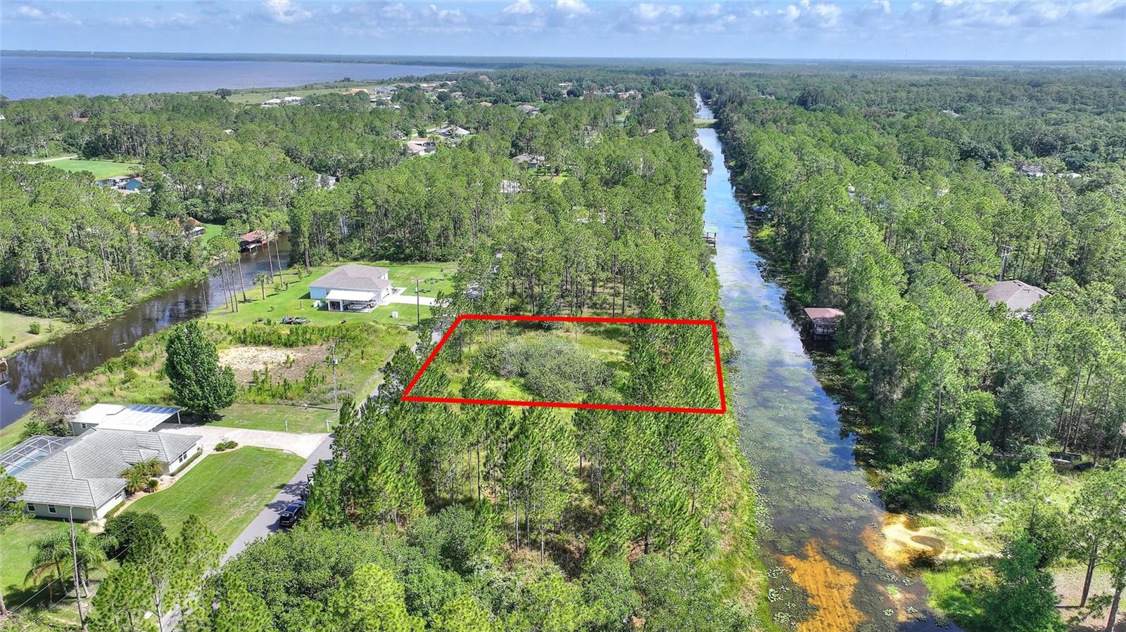 26 LANTANA DR S Property Photo 1