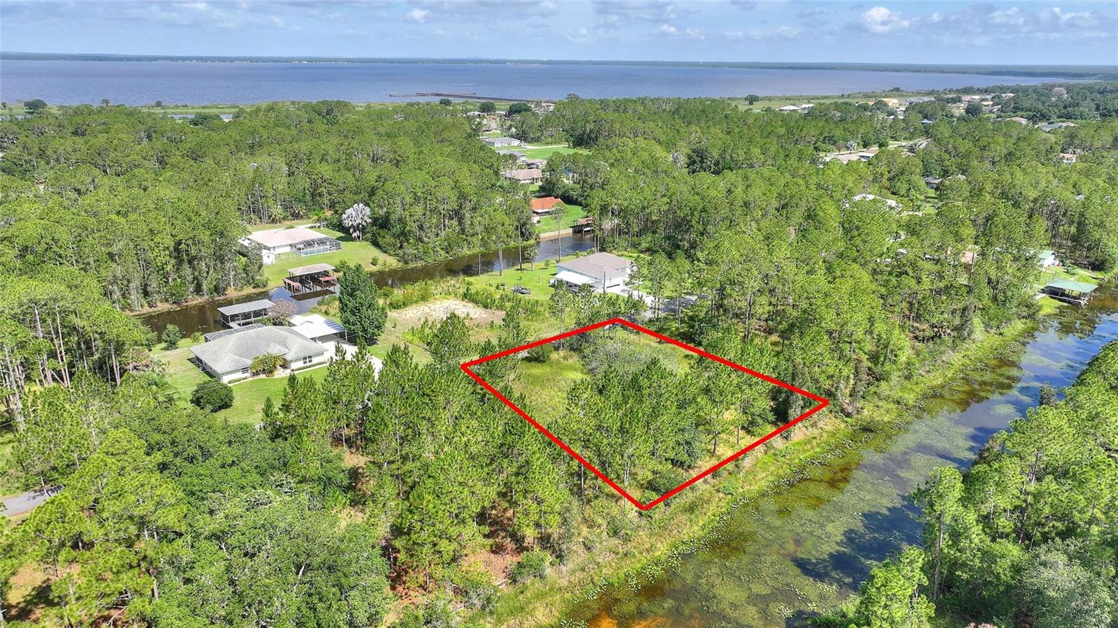 26 Lantana Dr S Property Photo 3