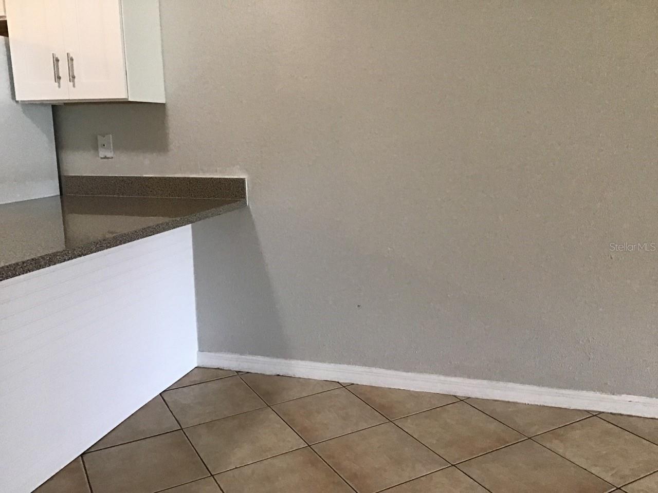 502/504 Imperial Pl Property Photo 13