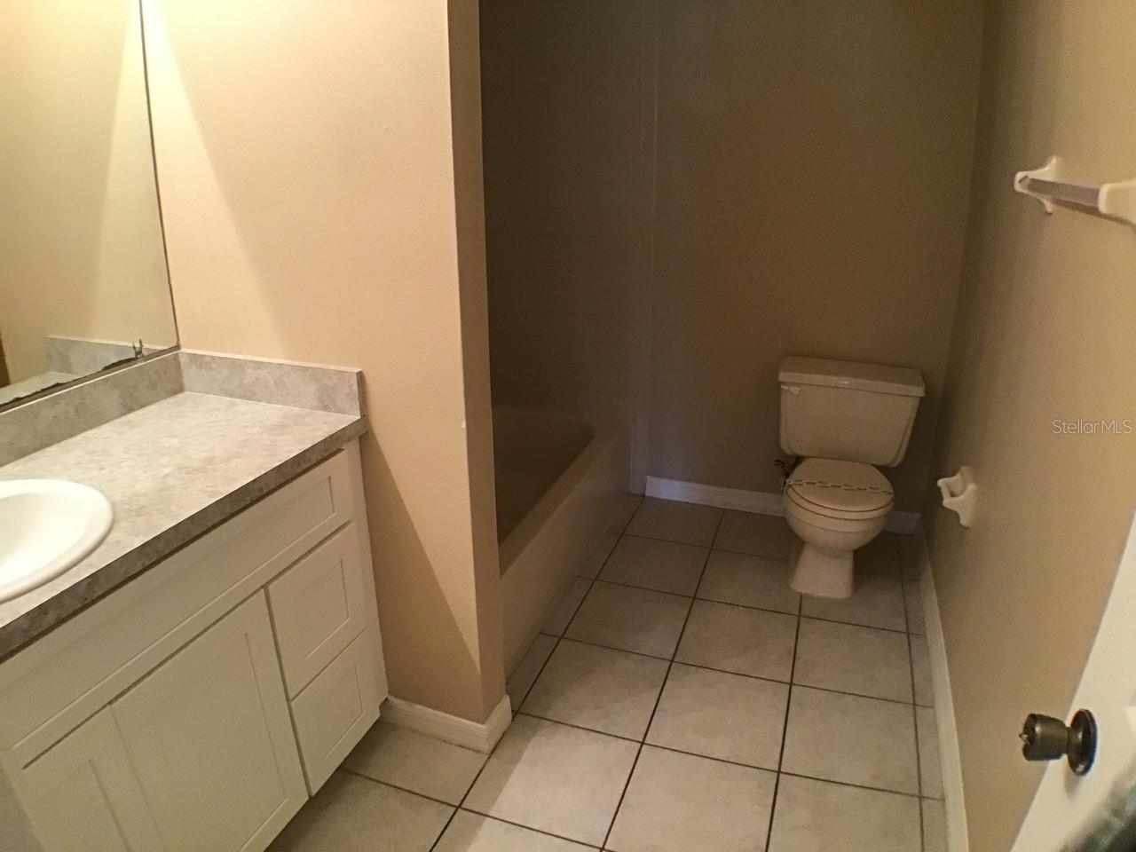 502/504 Imperial Pl Property Photo 30