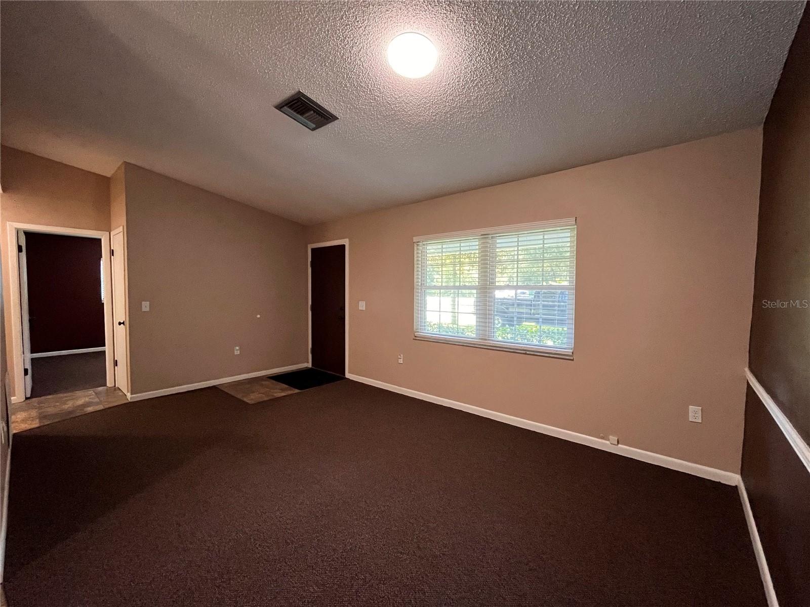 1635 N Florida Ave Property Photo 6