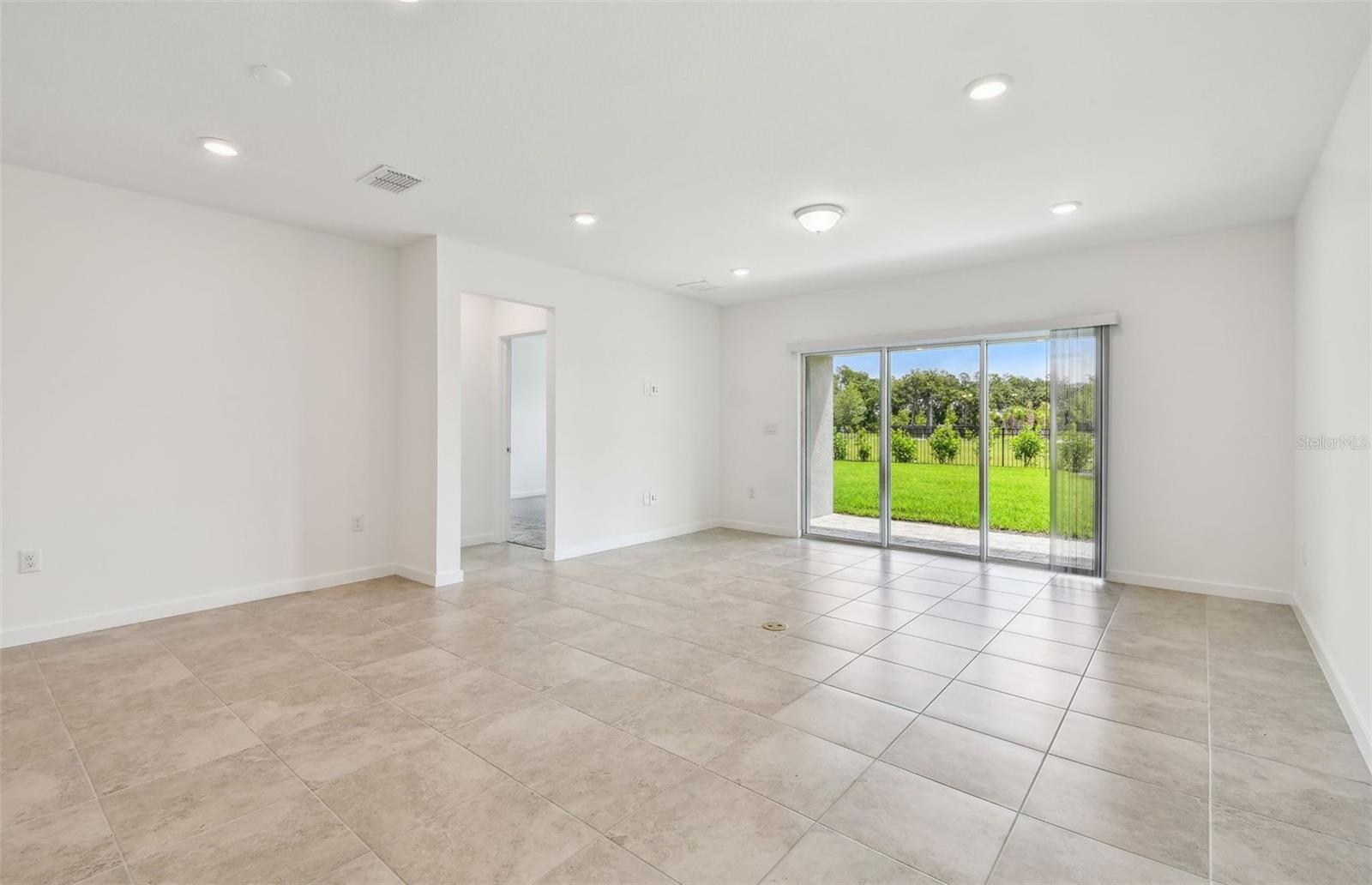 10356 Cross River Trl Property Photo 7
