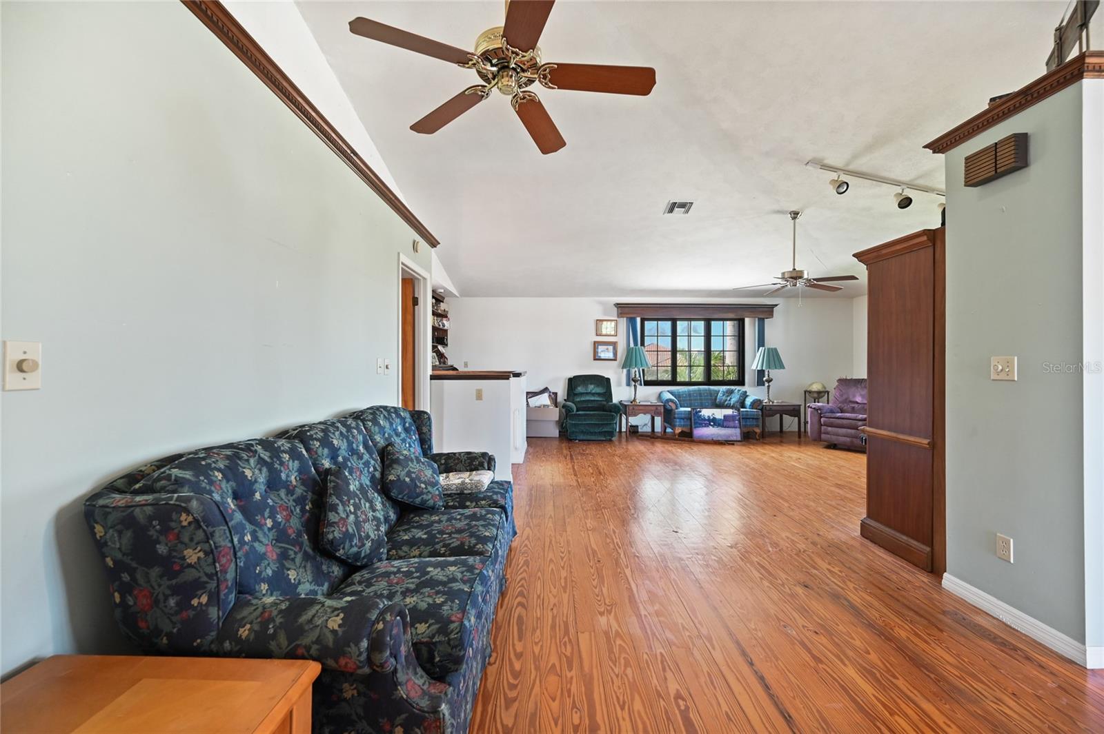 103 Tahiti Cir Property Photo 10
