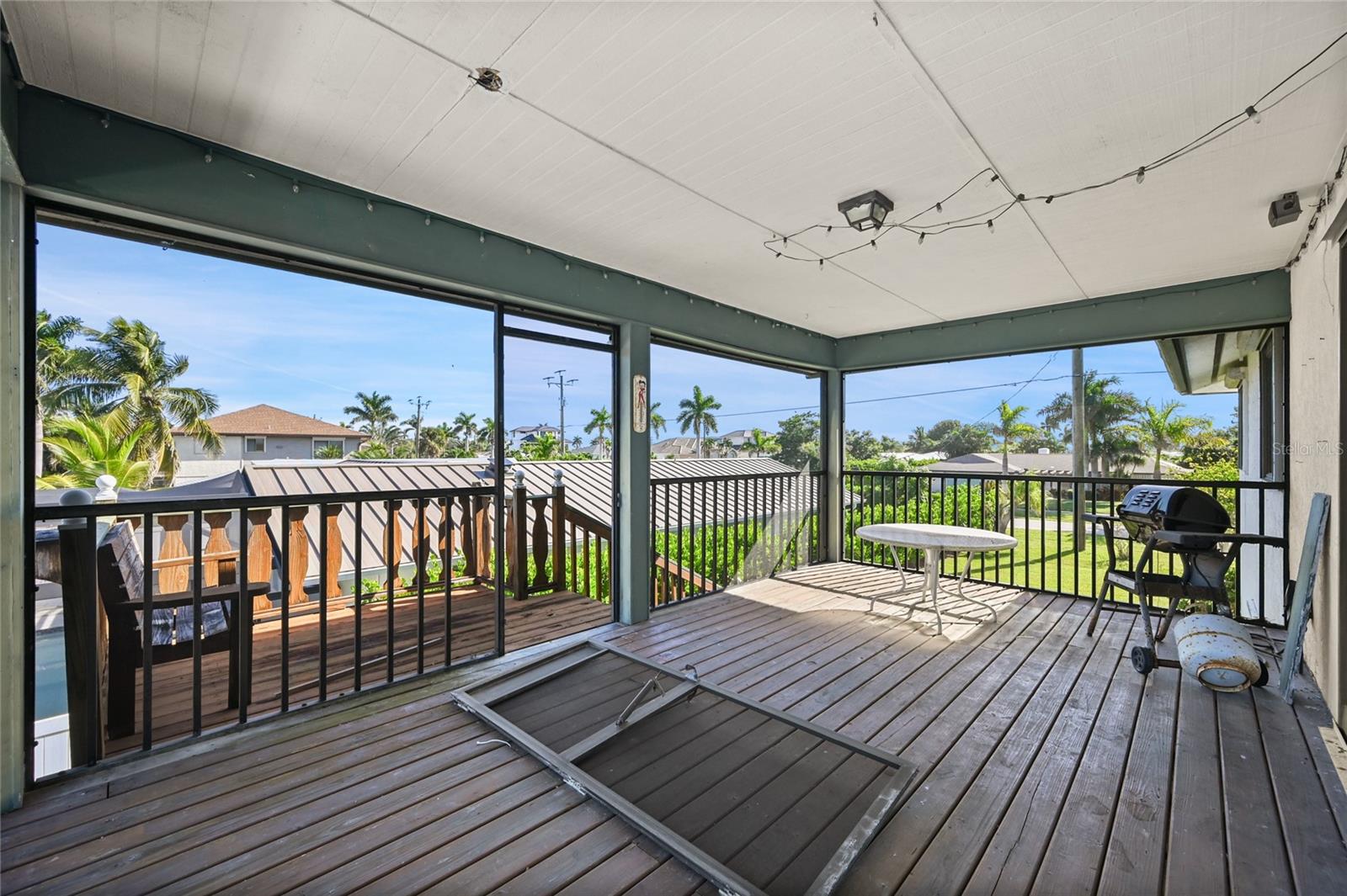 103 Tahiti Cir Property Photo 28