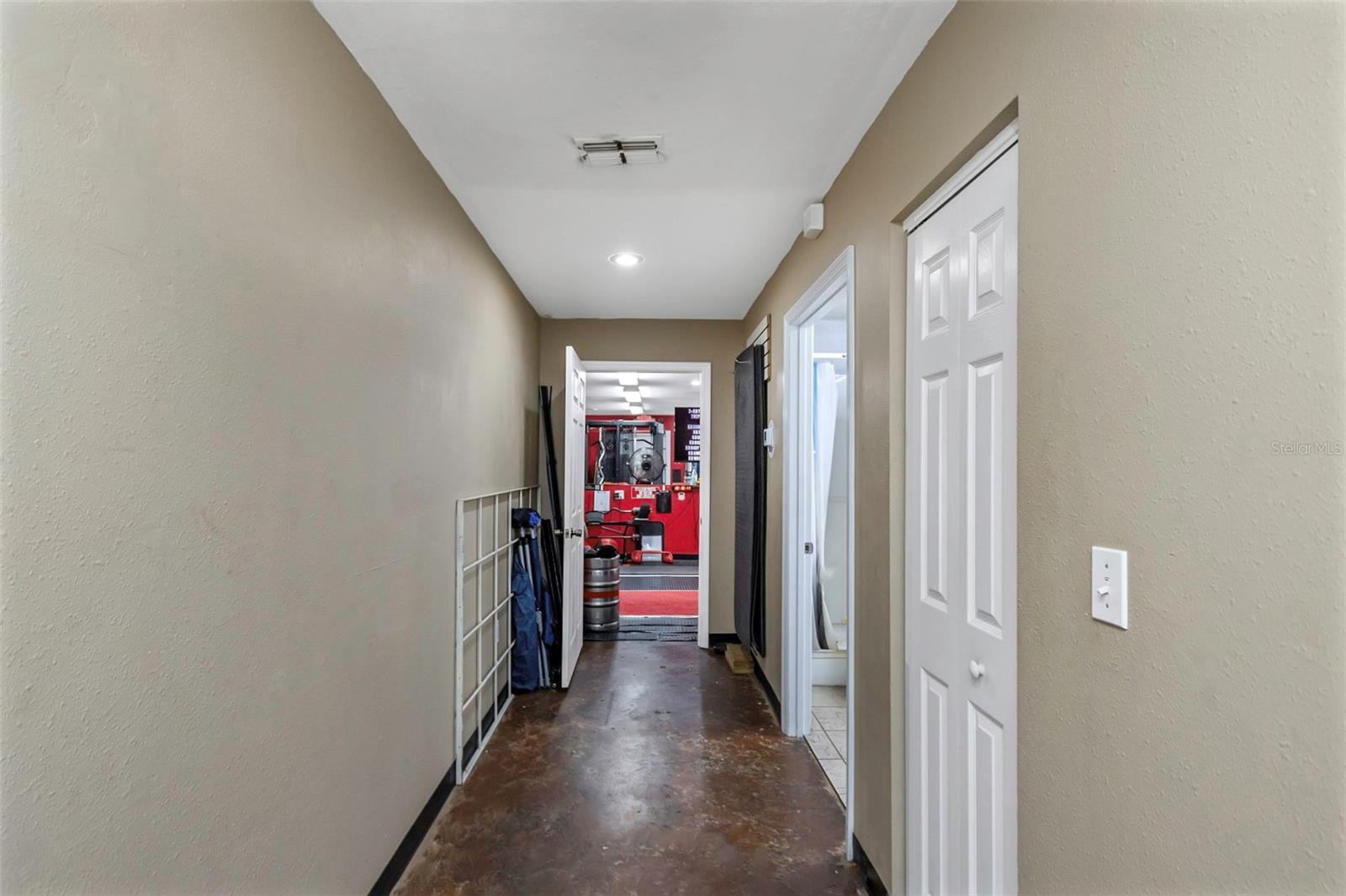 5417 Grand Blvd Property Photo 16