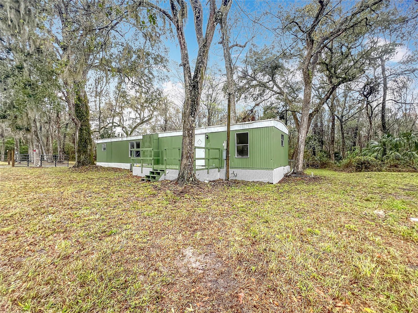 13026 Sw Williston Rd Property Photo 3
