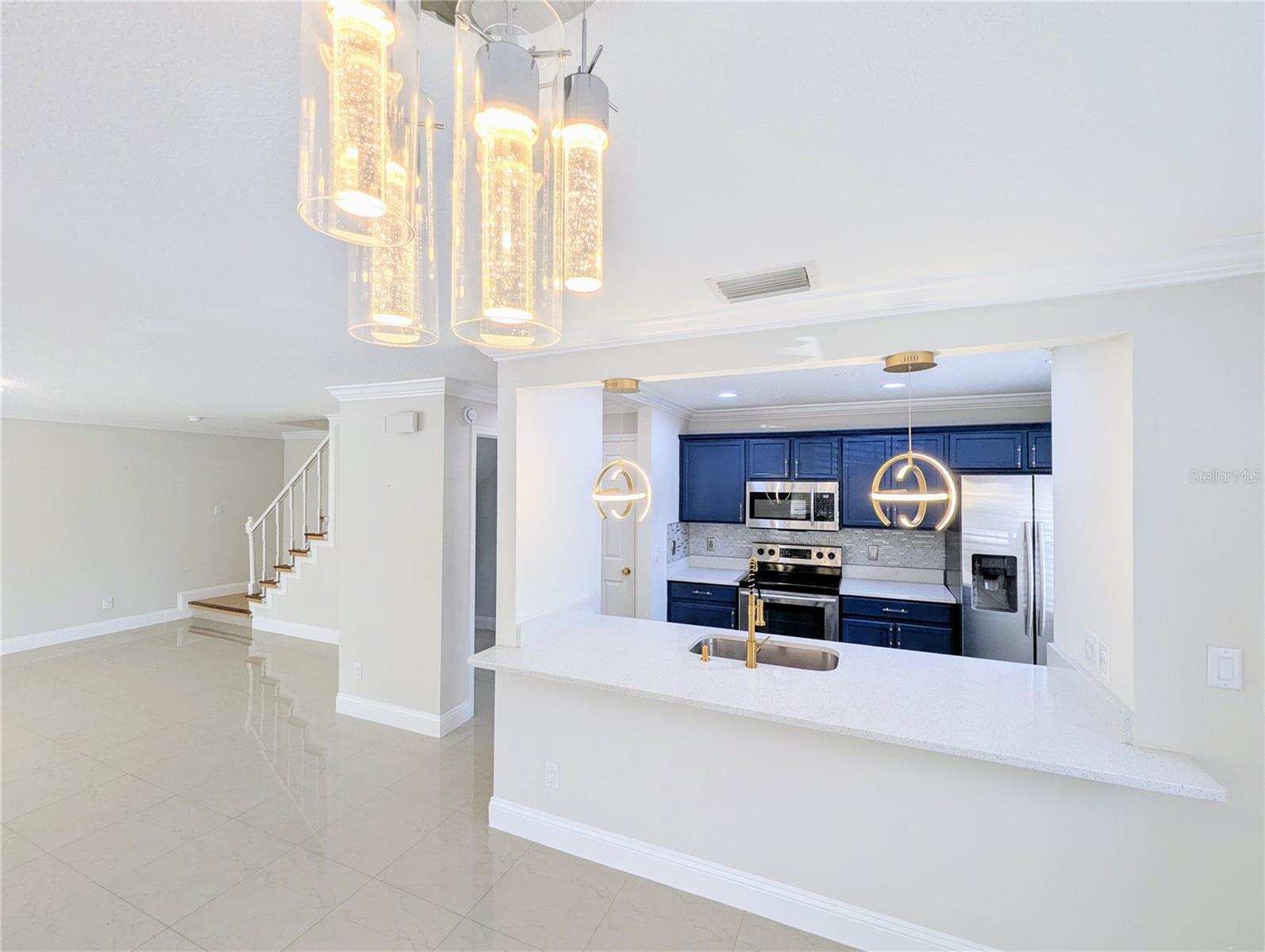 242 Hardcastle Pl Property Photo