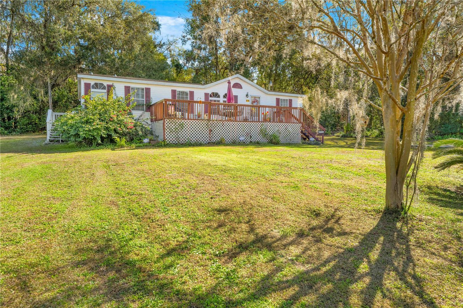 915 Cardinal Ln Property Photo