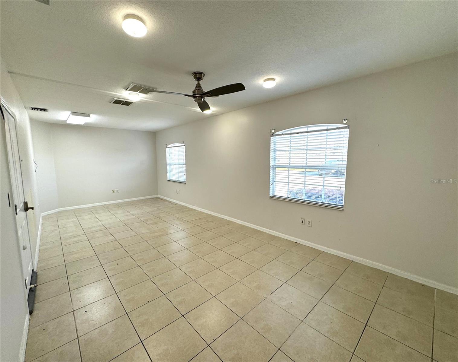 11309 Countryway Blvd Property Photo 14