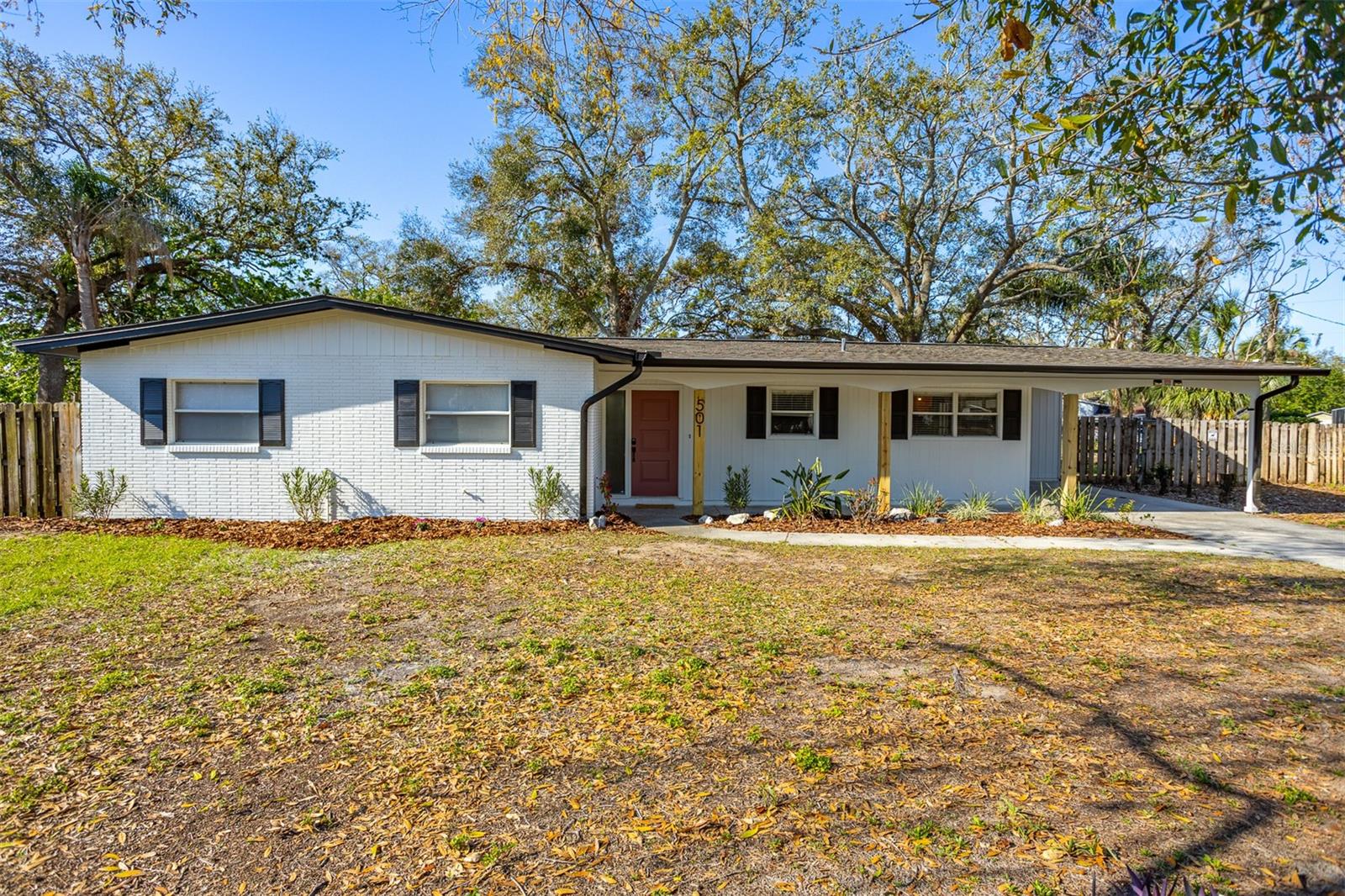 501 White Oak Ave Property Photo 1
