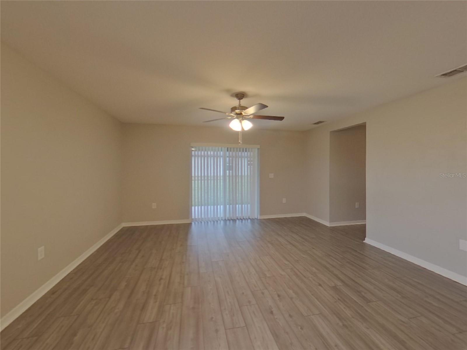 2046 Amber Sweet Cir Property Photo 2