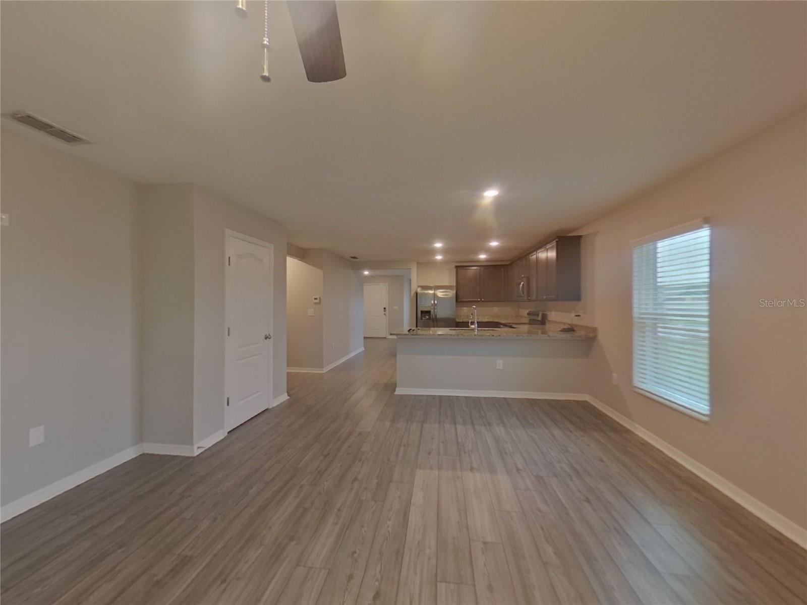 2046 Amber Sweet Cir Property Photo 3