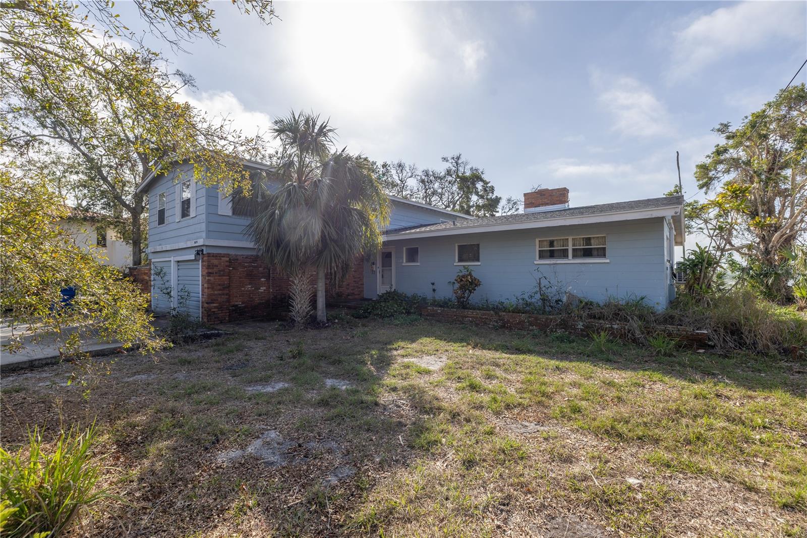 2028 Blossom Way S Property Photo 5