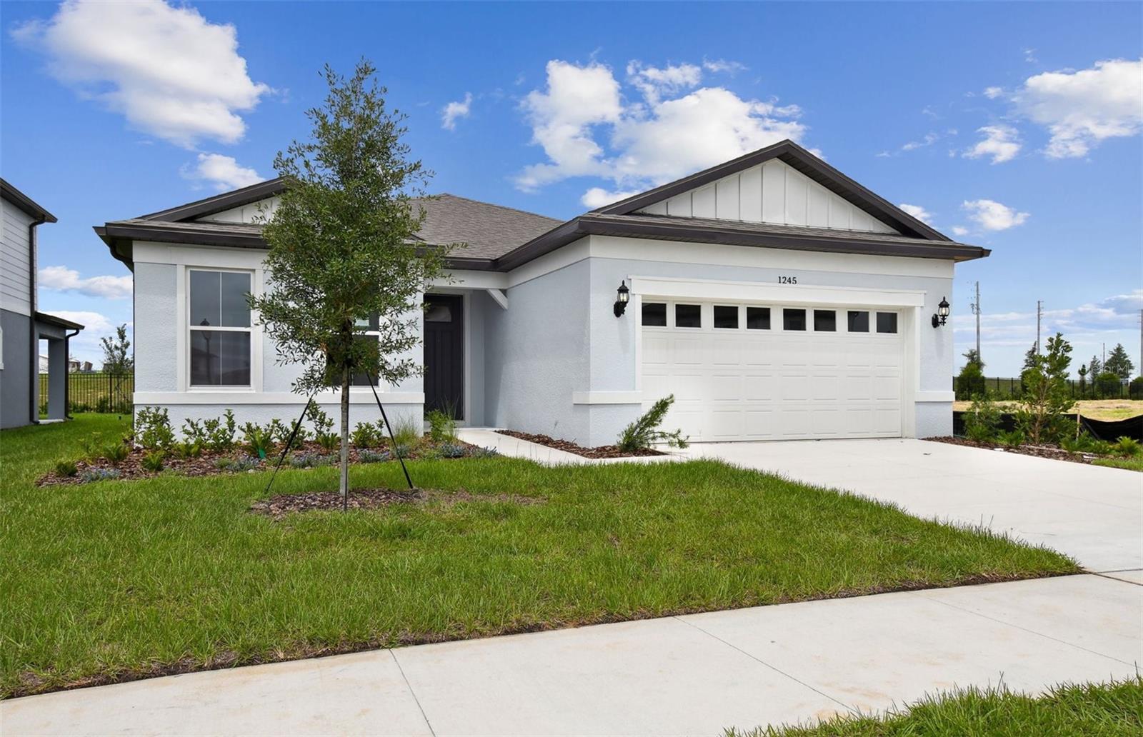 1245 LAKERIDGE WAY Property Photo 1