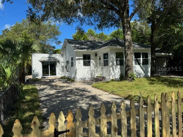 1615 39th St S Property Photo 1