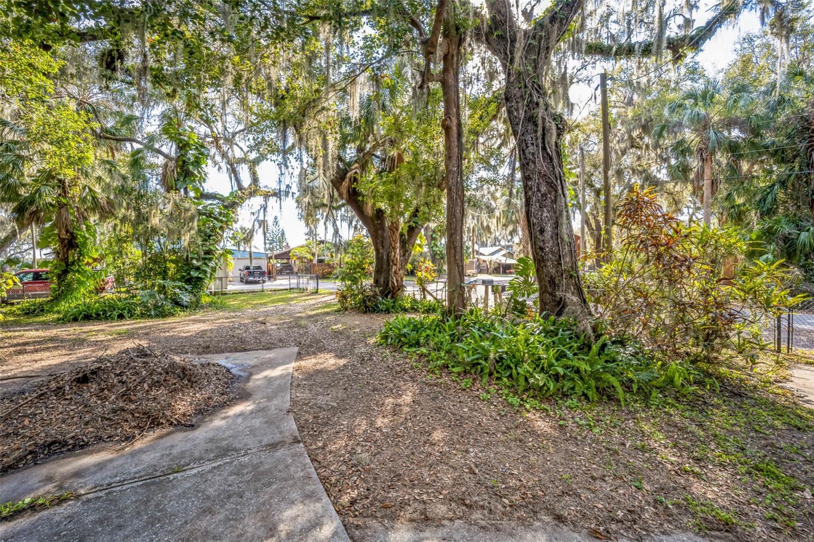 9401 Cat Track Trl Property Photo 35