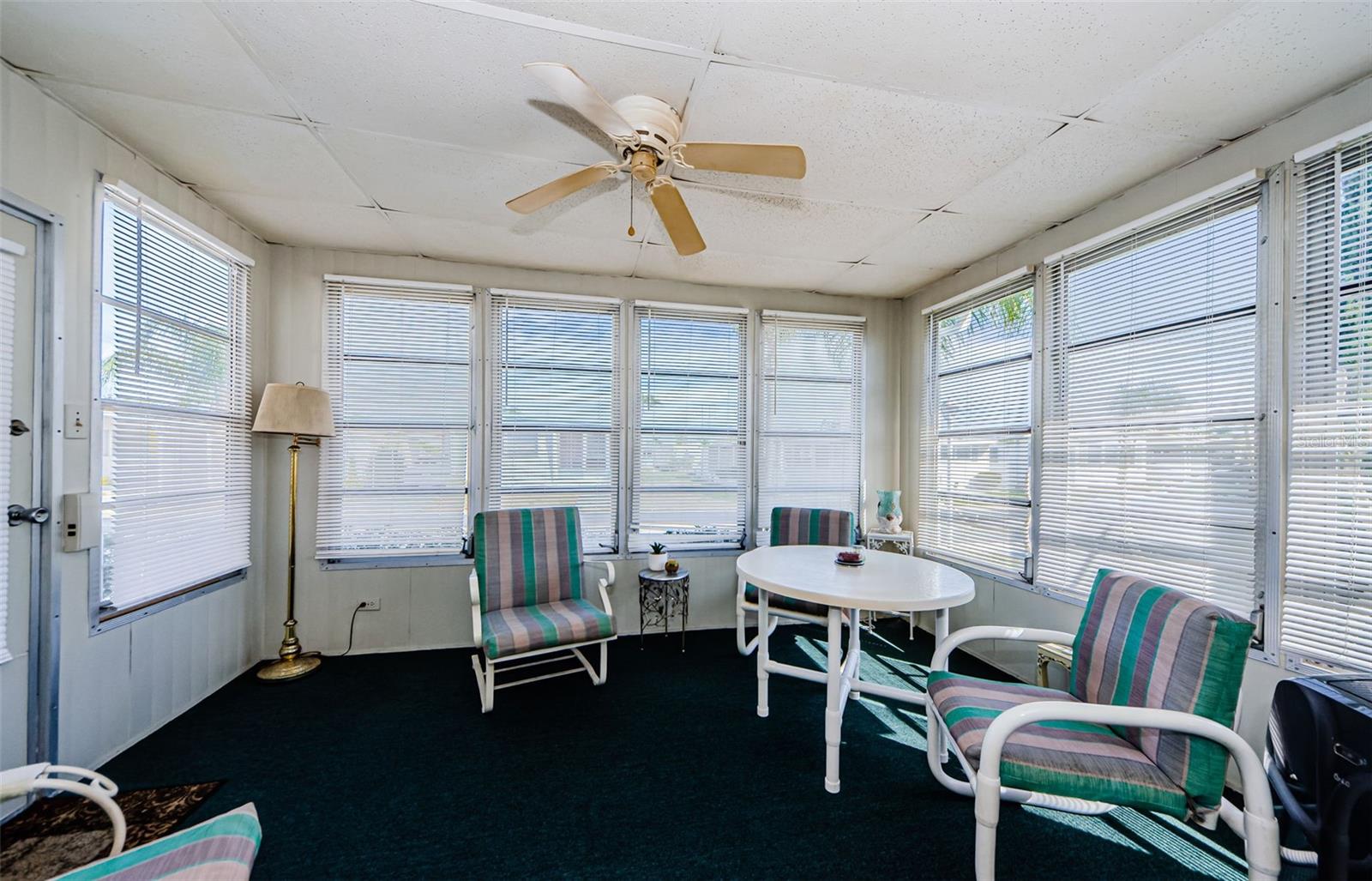 19 Drury Ln Property Photo 6