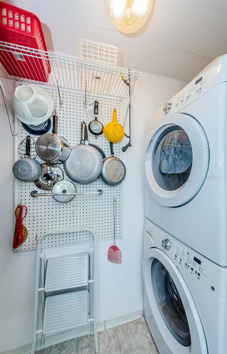 19 Drury Ln Property Photo 9