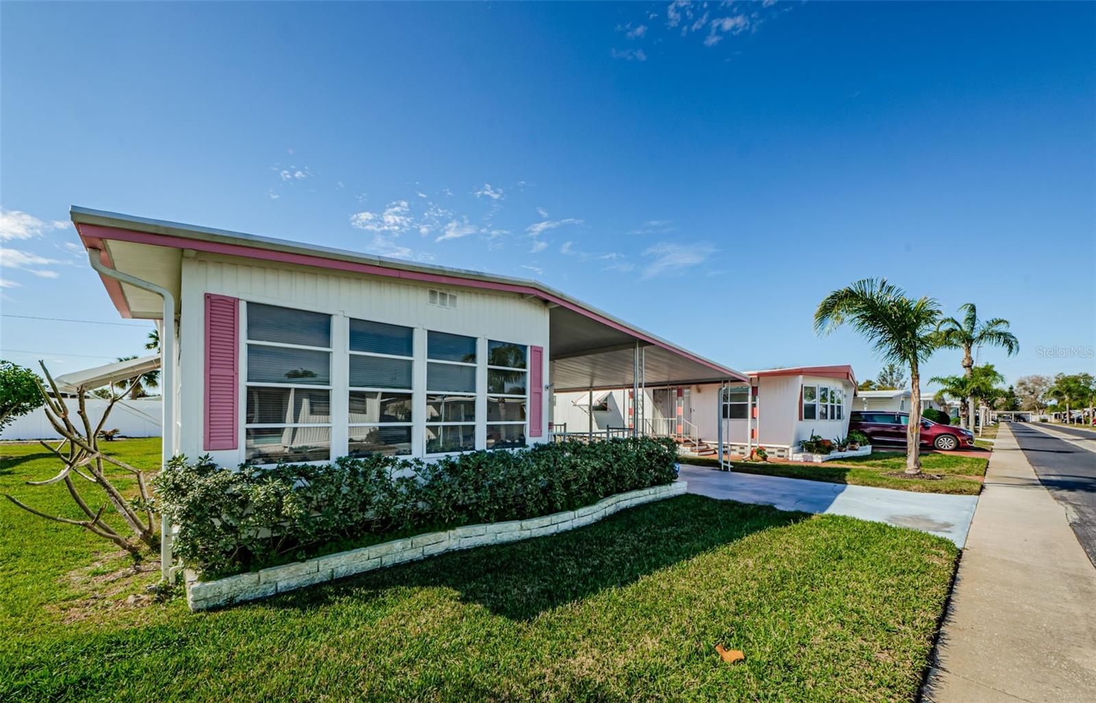 19 Drury Ln Property Photo 15