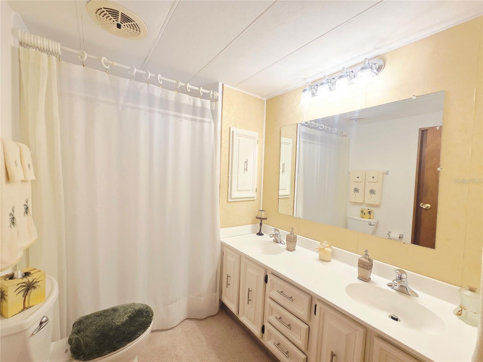 19 Drury Ln Property Photo 38